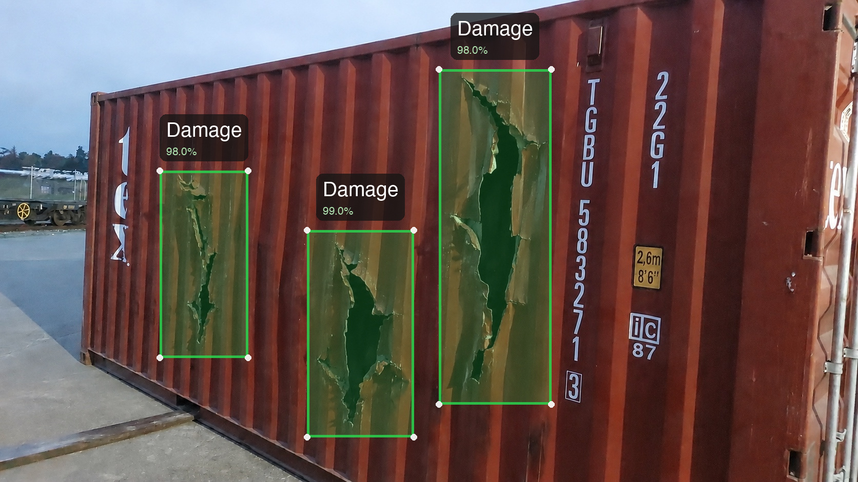 Surface and structural damage on freight